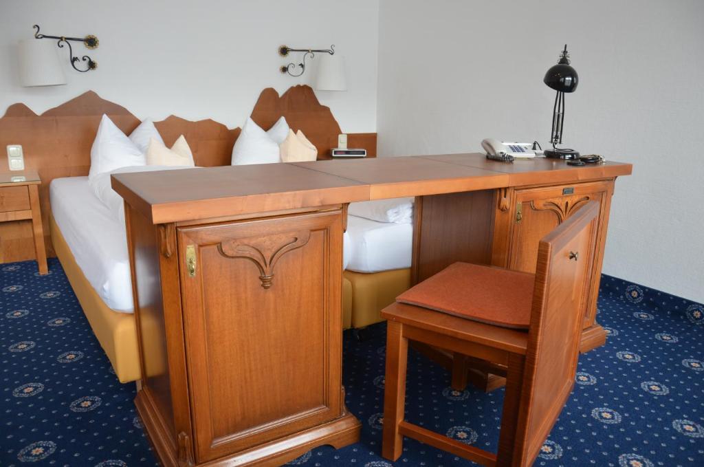 Hotel Rheinischer Hof Гармиш-Партенкирхен Стая снимка